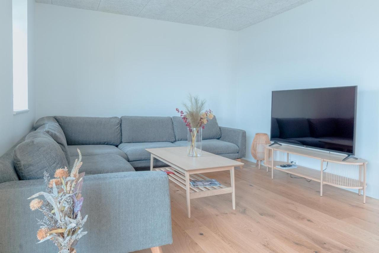 New / Stunning Sea View / Light / 3 Br Lägenhet Tórshavn Exteriör bild